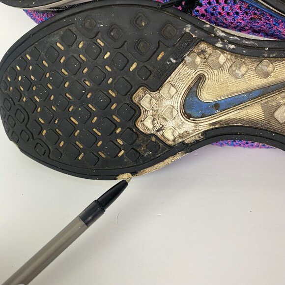 Nike Flyknit Racer Running Shoes Men's 9 Game Royal Pink Flash Purple 526628 400 - Picture 13 of 16